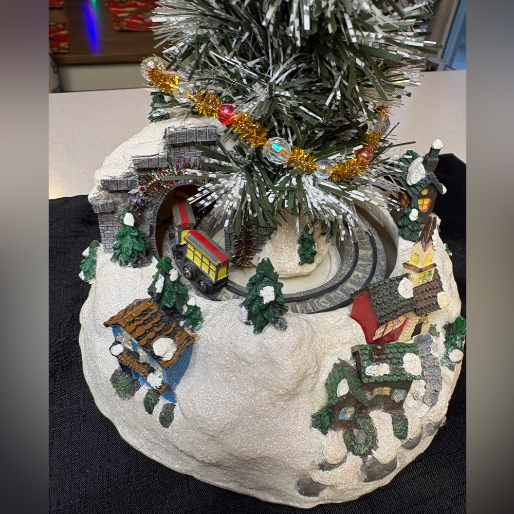 Winter Valley Holiday Scene Christmas Village With Rotating Train Inside Tunnel - Picture 4 of 9